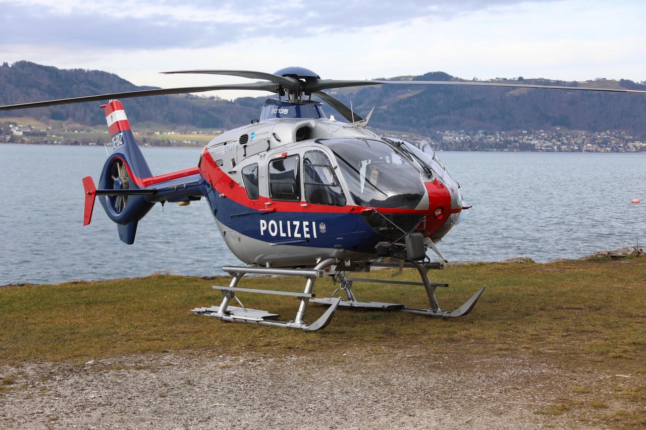 Hubschrauber Traunsee Traunstein Polizei