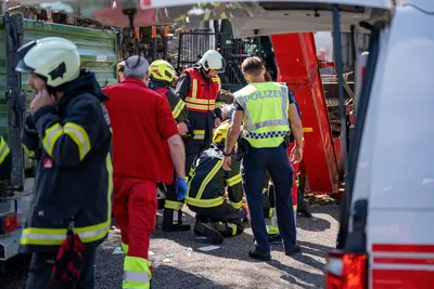 50-Jähriger bei Forstarbeiten eingeklemmt