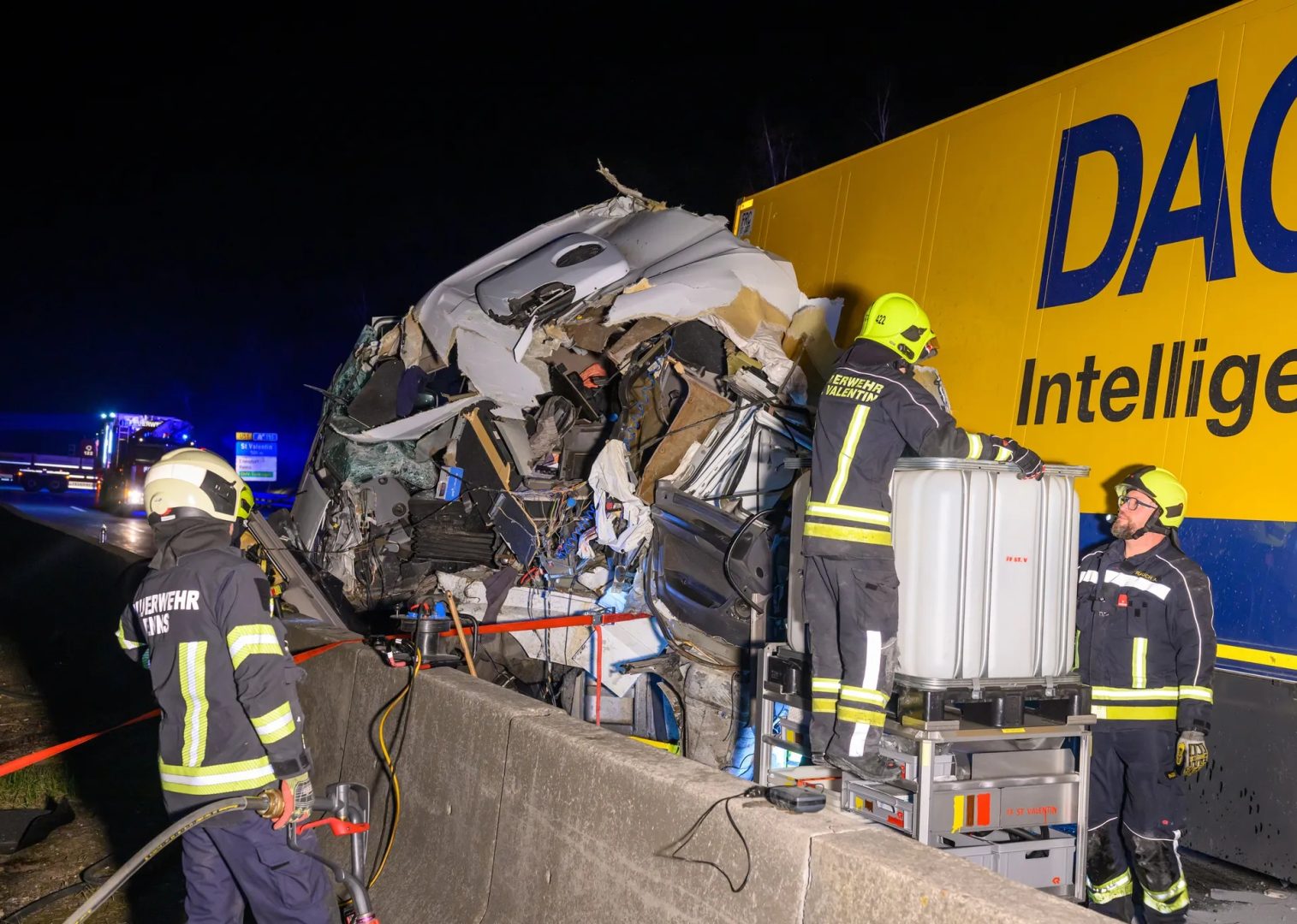 A1 nach Lkw-Unfall gesperrt