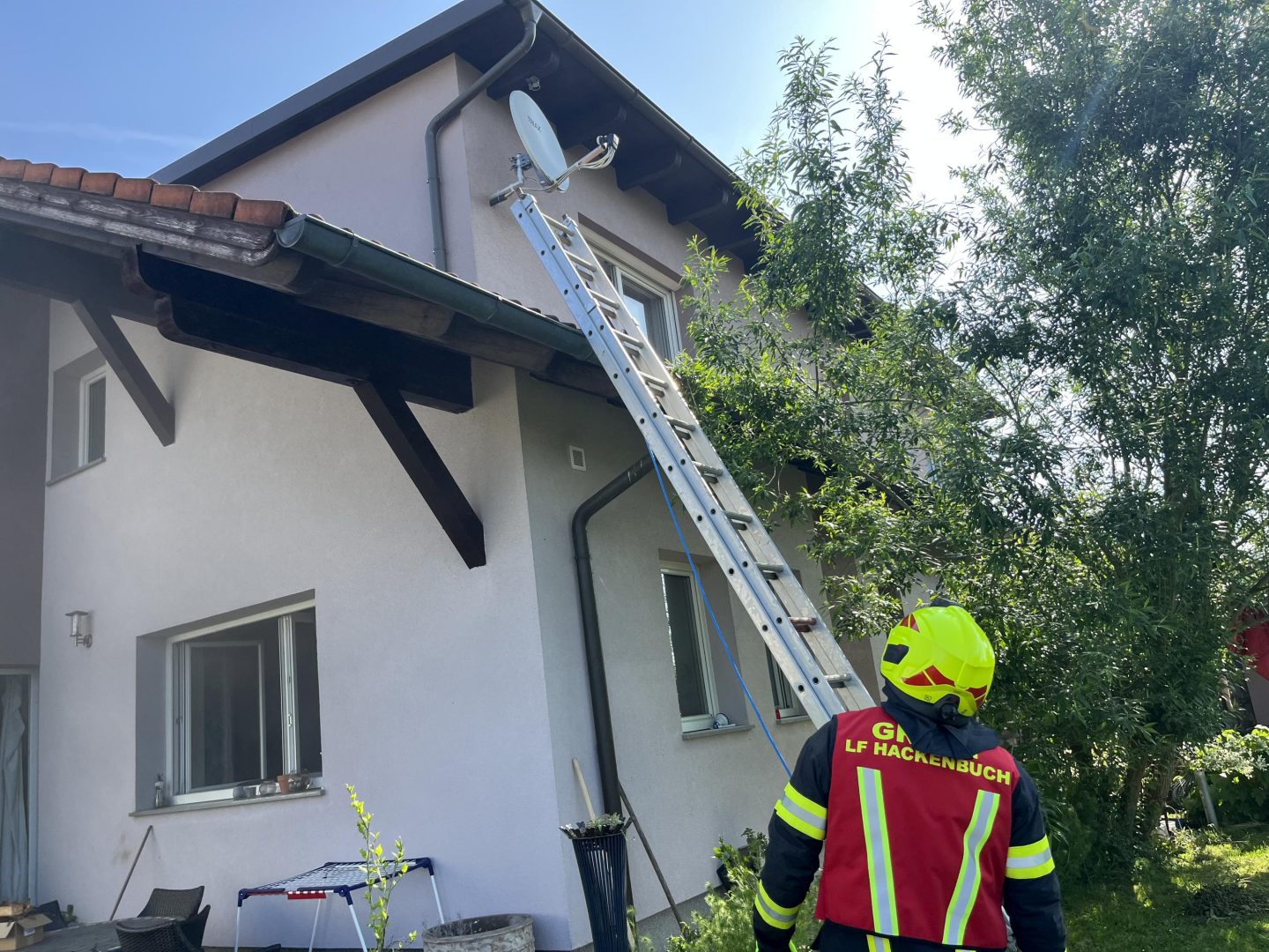 Feuerwehr rettet im Innviertel 18-Jähriger das Leben!