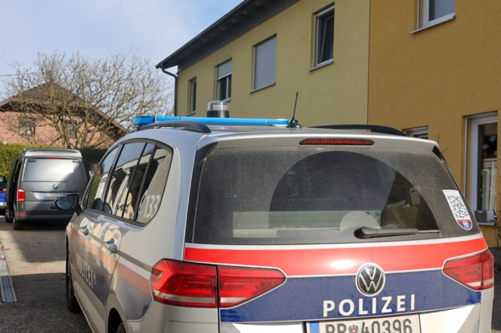 Tochter findet tote Mutter