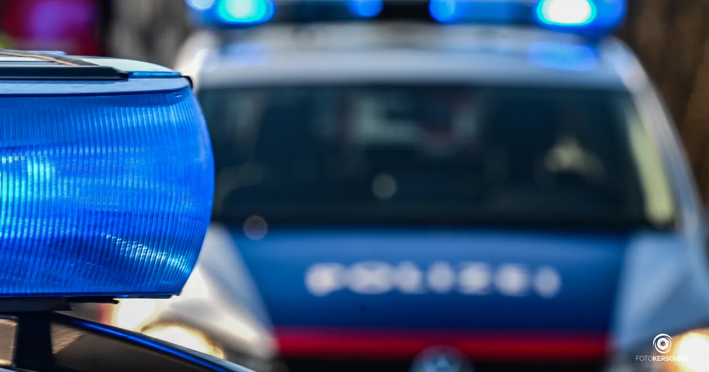 Vier Täter nach Einbruch in Waffengeschäft in Freistadt auf der Flucht