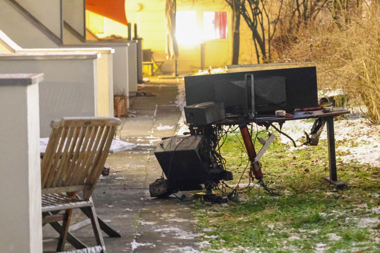 Mann stirbt bei Zimmerbrand