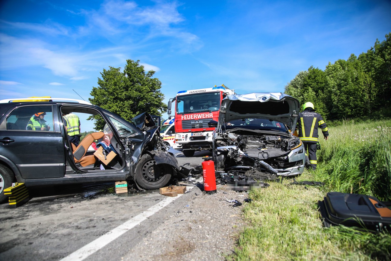 Frontalcrash in Wallern an der Trattnach