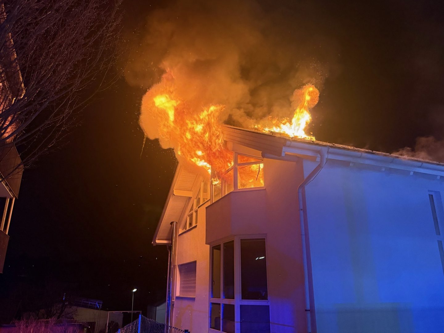 Bewohner retten sich bei Brand in Linz in letzter Sekunde