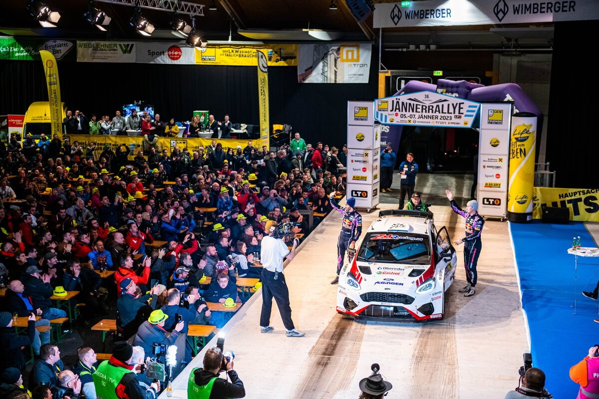 Zuschauermassen bei Jänner-Rallye