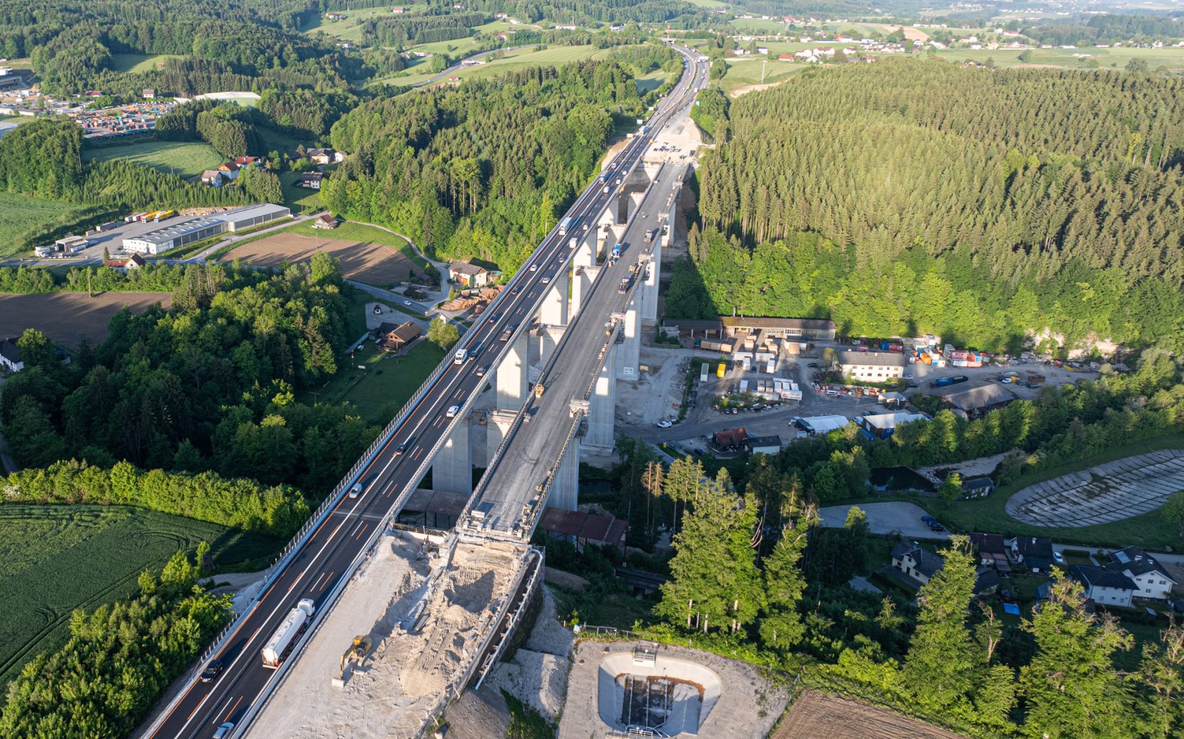 15 000 Tonnen Beton: Aurachbrücke wird verschoben