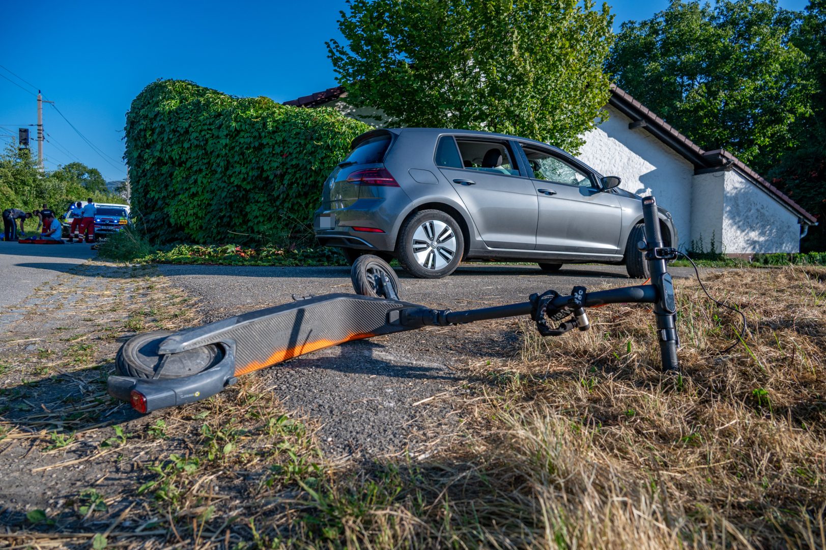 Zwei Mädchen bei E-Scooter Unfall schwer verletzt