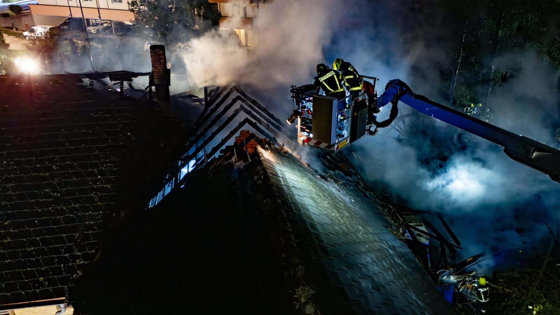 Großbrand in Sipbachzell – 13 Feuerwehren im Einsatz
