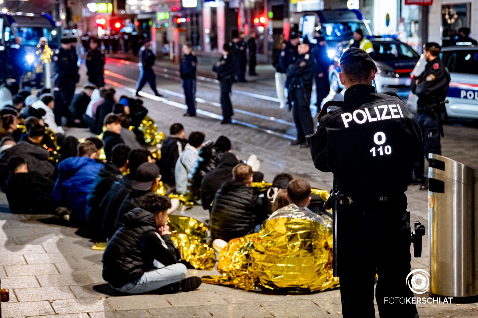 Wieder Straßenschlacht in Linz!