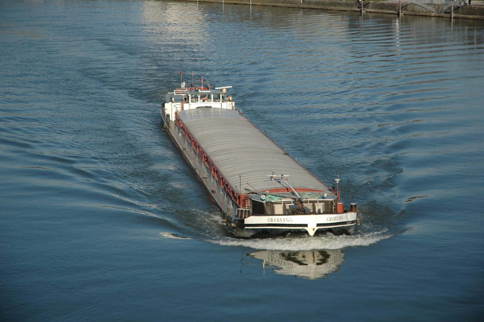 Niedrigwasser behindert Donau-Schifffahrt