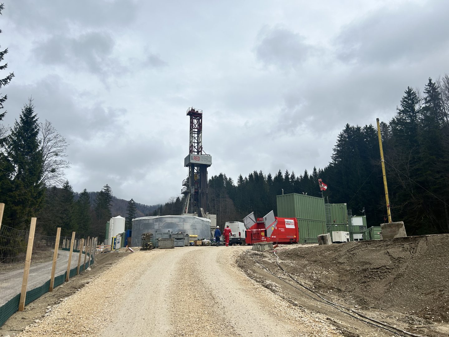 Molln: Erdgas in etwa 1.500 Meter gefunden!