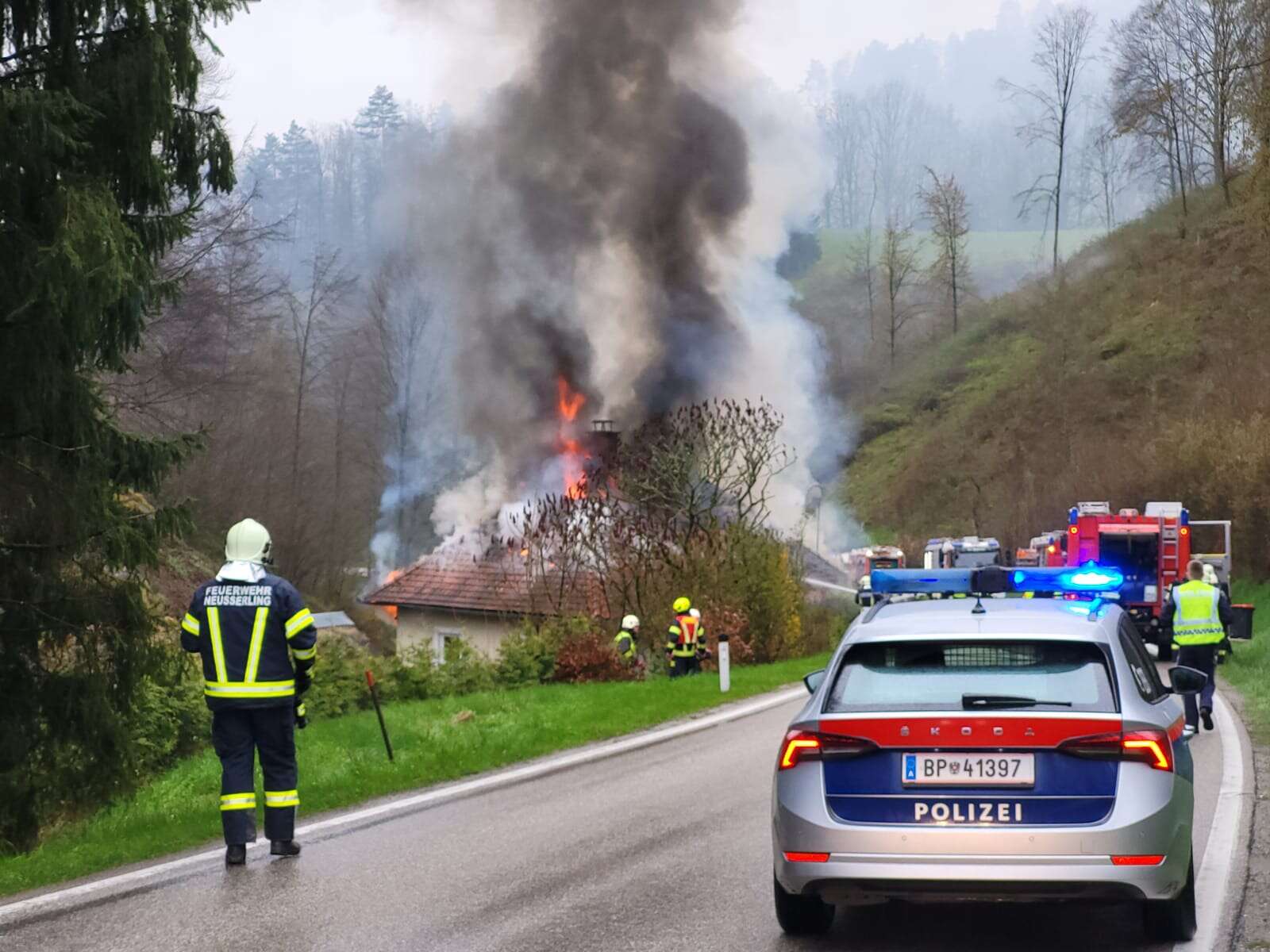 Haus in Vollbrand!