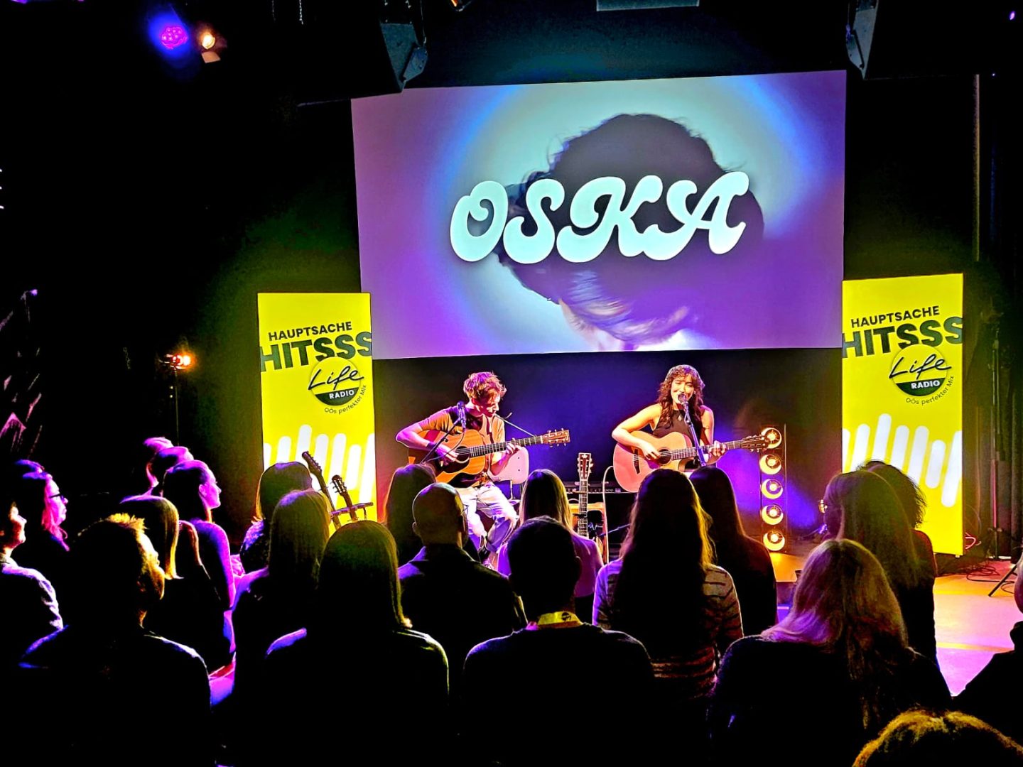 Gänsehaut: Oska in der Life Lounge!