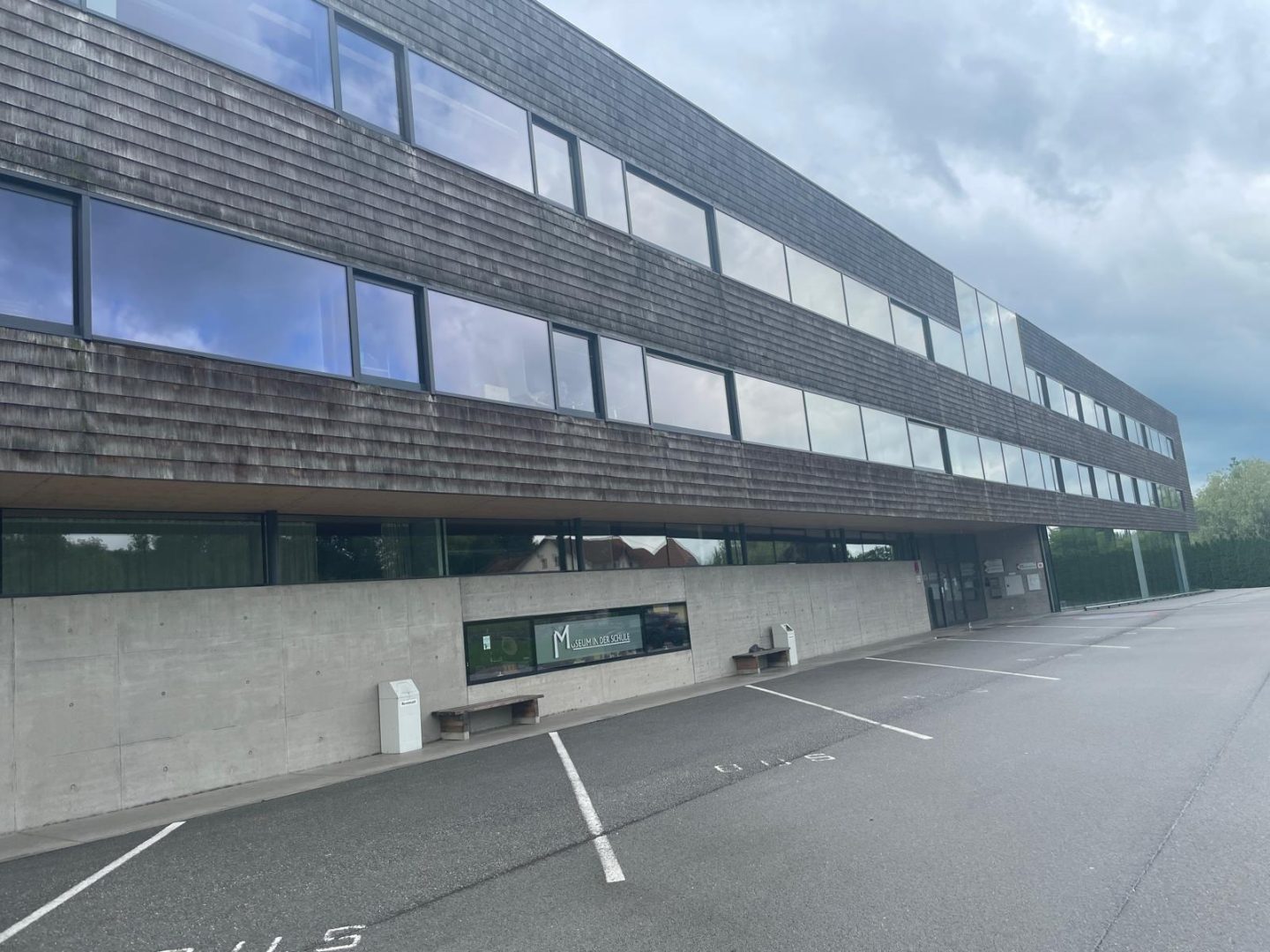 Schock nach Femizid in Mittelschule Taufkirchen an der Pram!