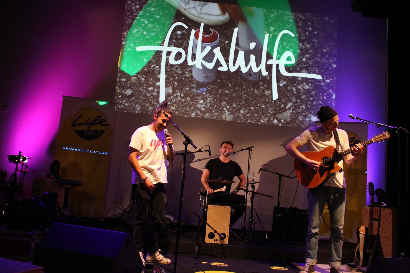 Folkshilfe in der Life Lounge