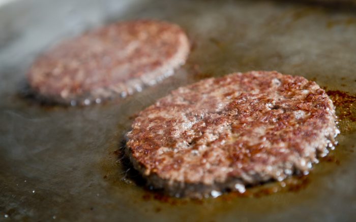 Burger Patties schneiden bei AK-Test fast alle gut ab