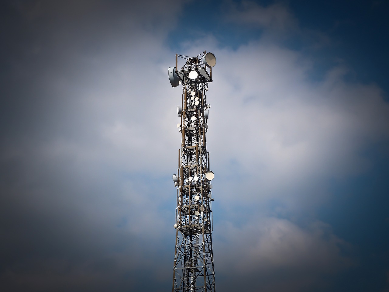 radio tower, wireless, antenna, antenna mast, reception, telecommunications, communication, radio technology, radio relay, cellular network, broadcast tower, transmission mast, channel, tower, radio mast, radio antenna, cellular, transmission, news,