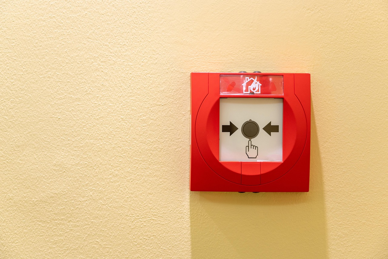 Nackter Mann löst Feueralarm aus