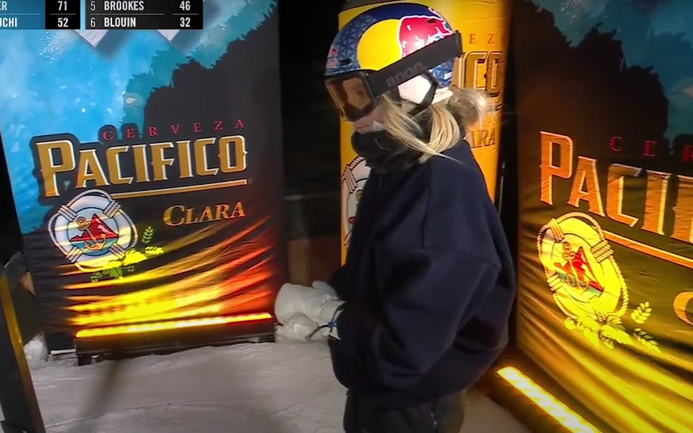 Bange Momente um Snowboard-Ass Anna Gasser!