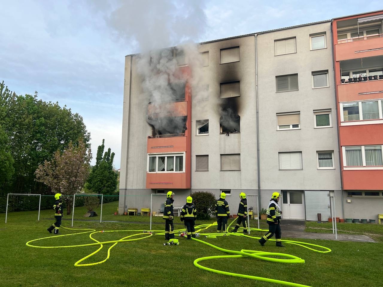 Dramatischer Wohnungsbrand in Steyr